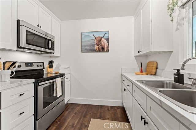 MLS #OC25244035 image #13