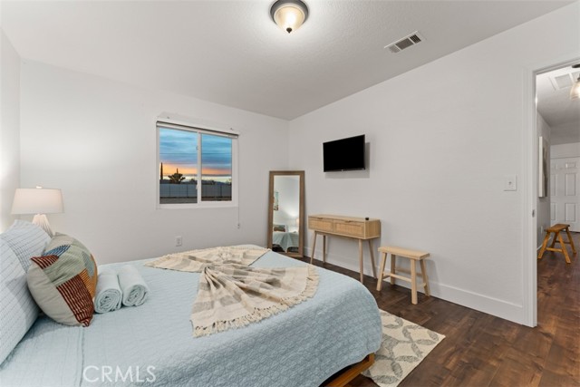 MLS #OC25244035 image #16