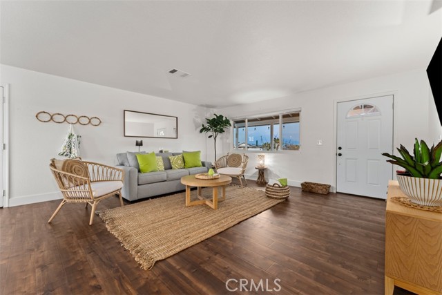 MLS #OC25244035 image #7