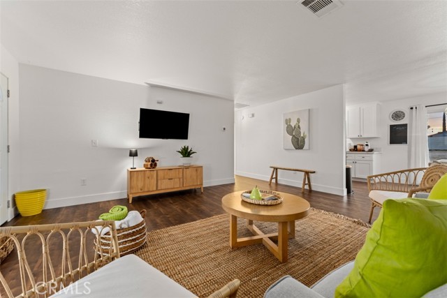 MLS #OC25244035 image #8