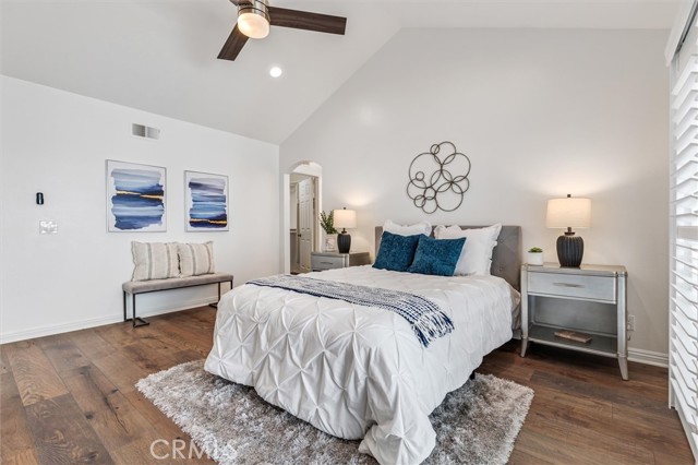 MLS #OC25244052 image #12