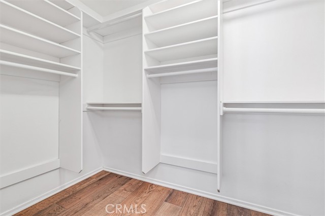 MLS #OC25244052 image #17