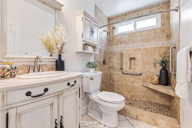 MLS #OC25244052 image #20