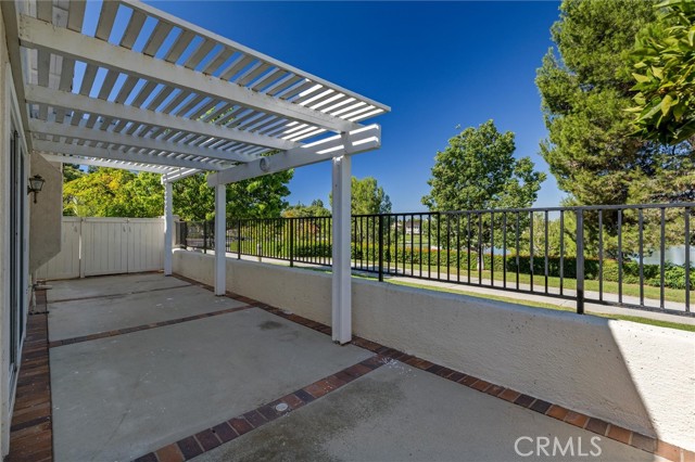 MLS #OC25244052 image #24