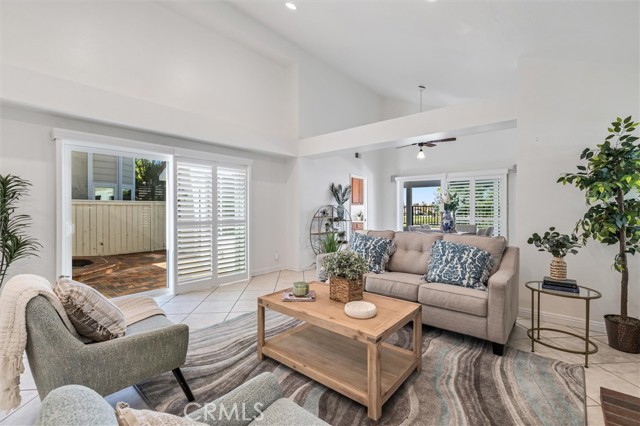 MLS #OC25244052 image #3