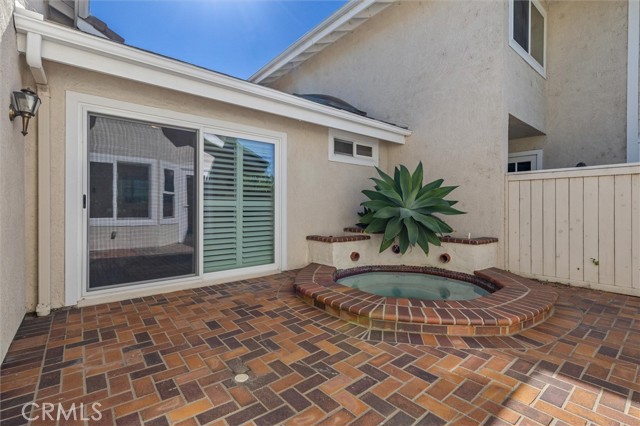 MLS #OC25244052 image #30