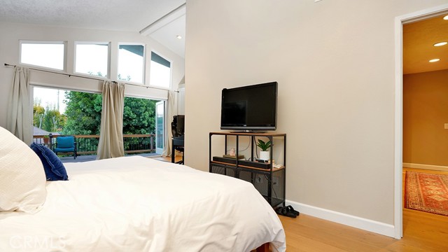 MLS #OC25244062 image #13