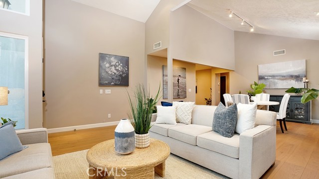 MLS #OC25244062 image #5