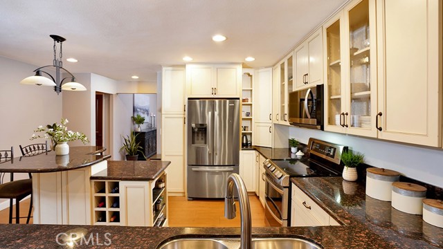 MLS #OC25244062 image #7