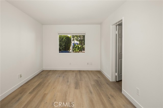 MLS #OC25244065 image #22