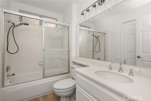 MLS #OC25244065 image #23