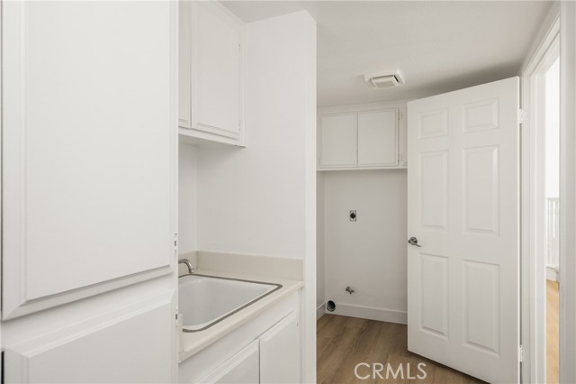 MLS #OC25244065 image #24