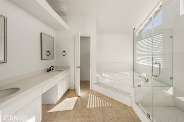 MLS #OC25244065 image #29