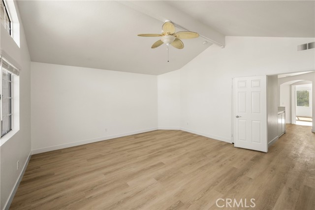 MLS #OC25244065 image #33