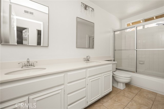 MLS #OC25244065 image #34