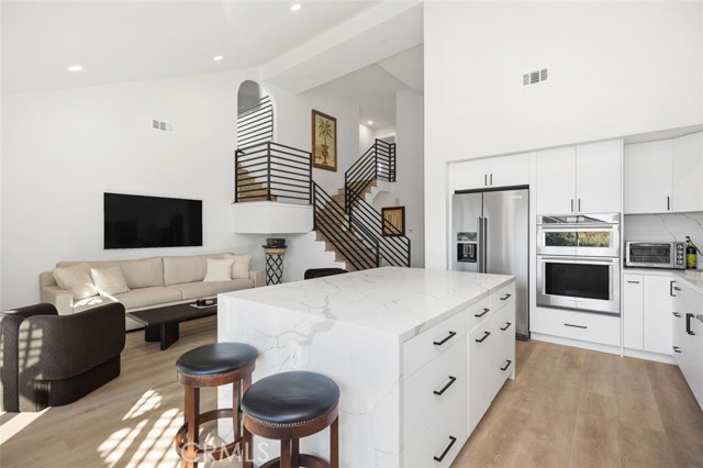 MLS #OC25244102 image #13