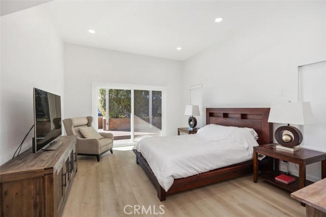 MLS #OC25244102 image #14