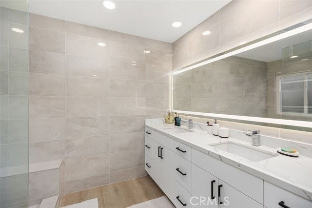 MLS #OC25244102 image #15