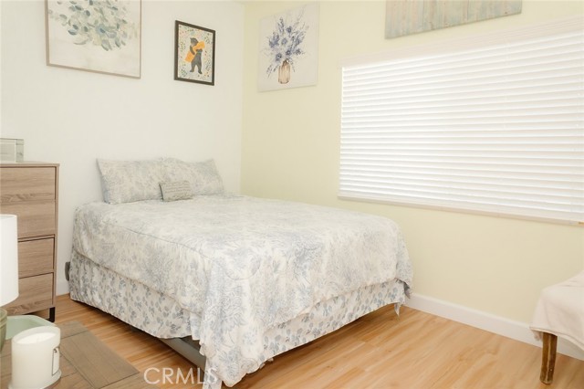 MLS #OC25244112 image #33