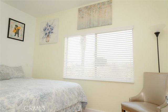 MLS #OC25244112 image #35