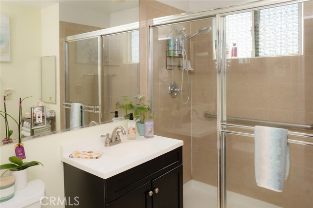 MLS #OC25244112 image #40