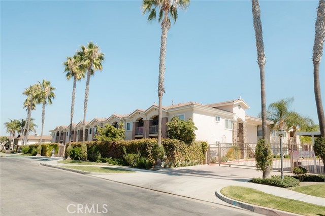 MLS #OC25244112 image #67