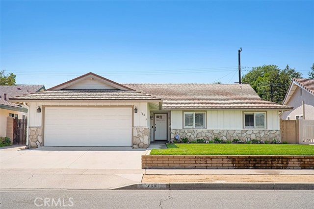 MLS #OC25244176 image #0