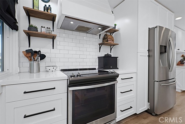 MLS #OC25244176 image #2