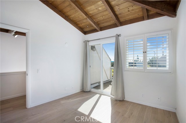 MLS #OC25244201 image #20