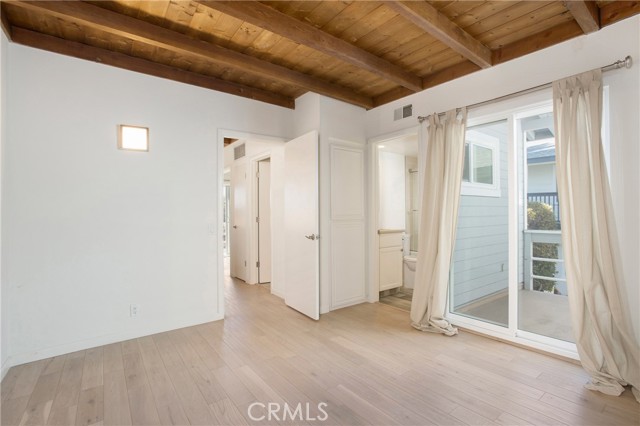 MLS #OC25244201 image #24