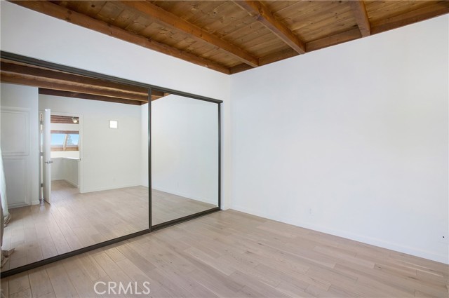 MLS #OC25244201 image #25