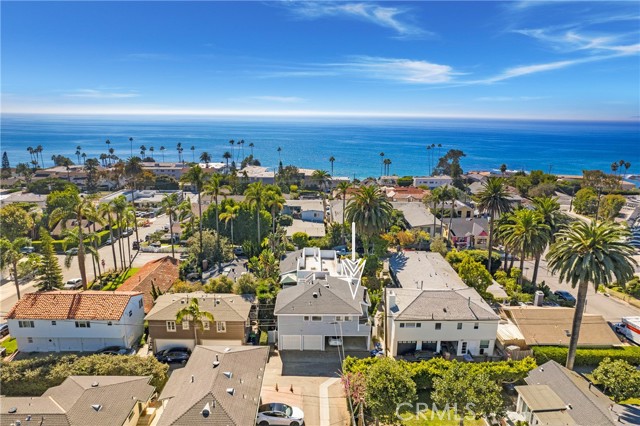 MLS #OC25244201 image #32