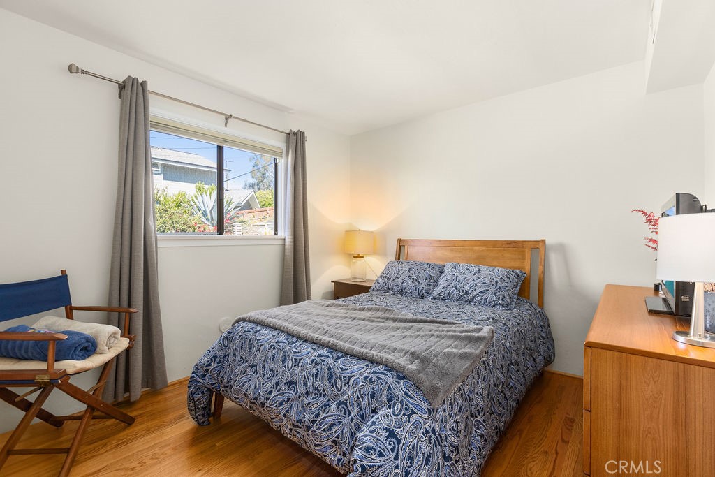 MLS #OC25244249 image #8