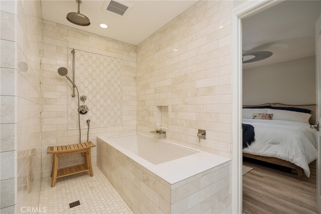 MLS #OC25244273 image #16