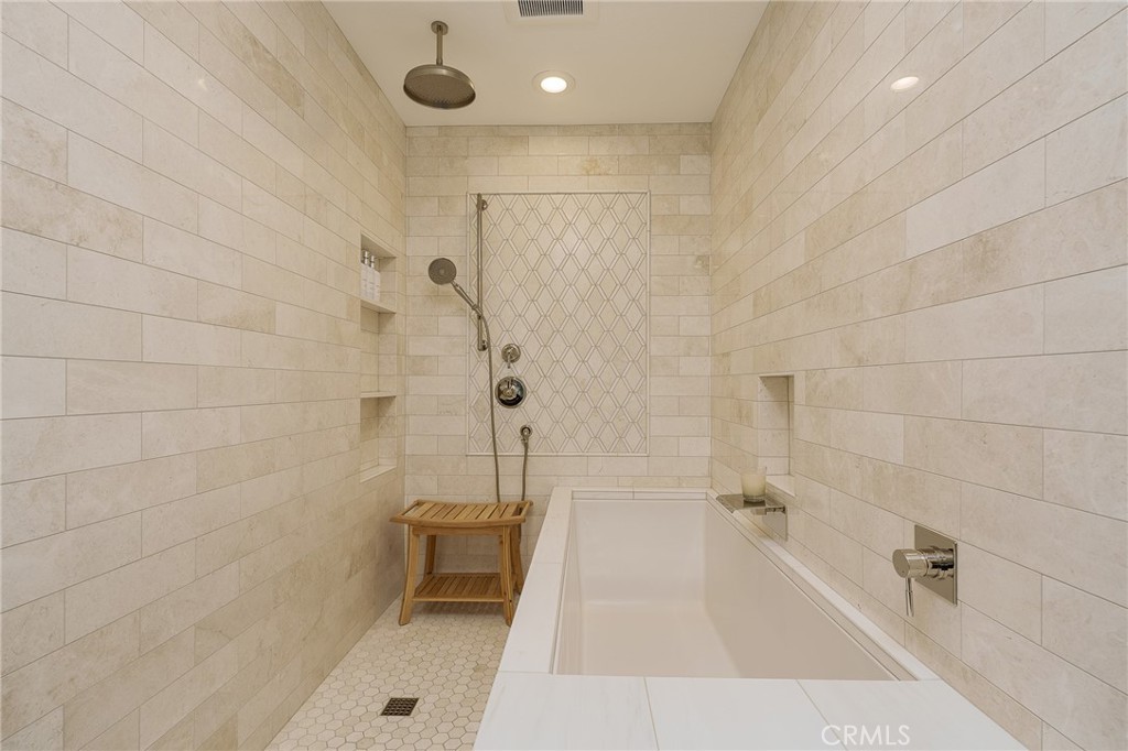 MLS #OC25244273 image #17