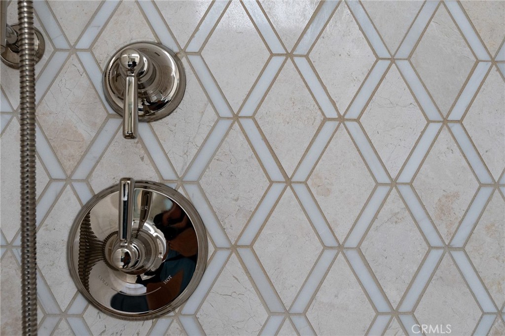 MLS #OC25244273 image #28