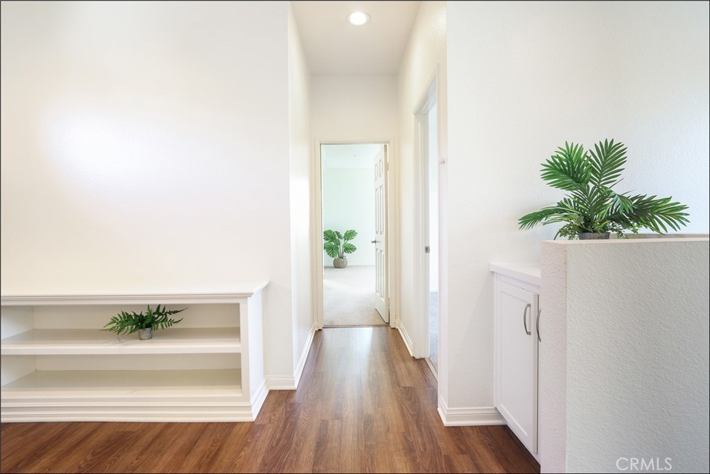 MLS #OC25244282 image #10