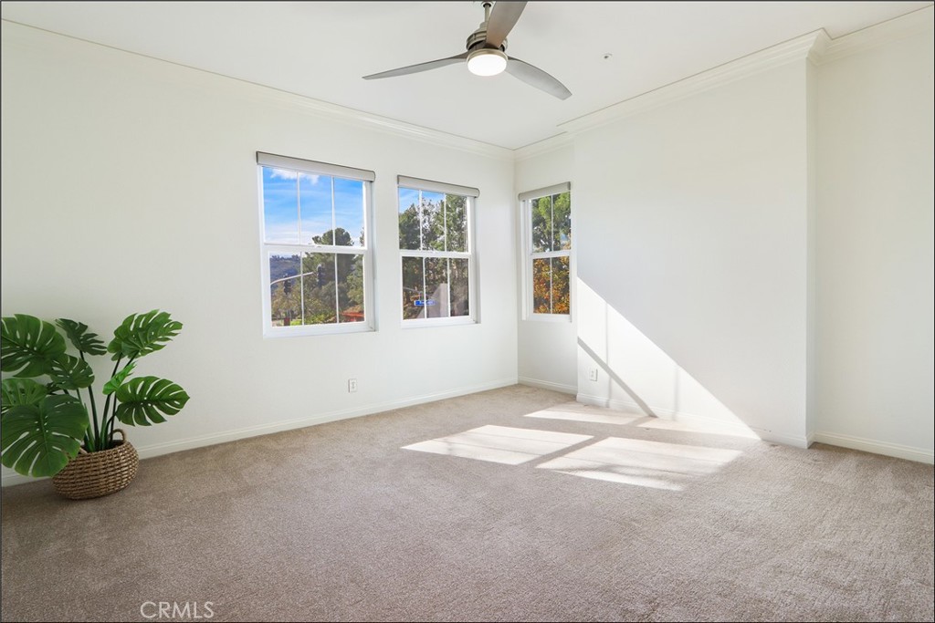 MLS #OC25244282 image #12