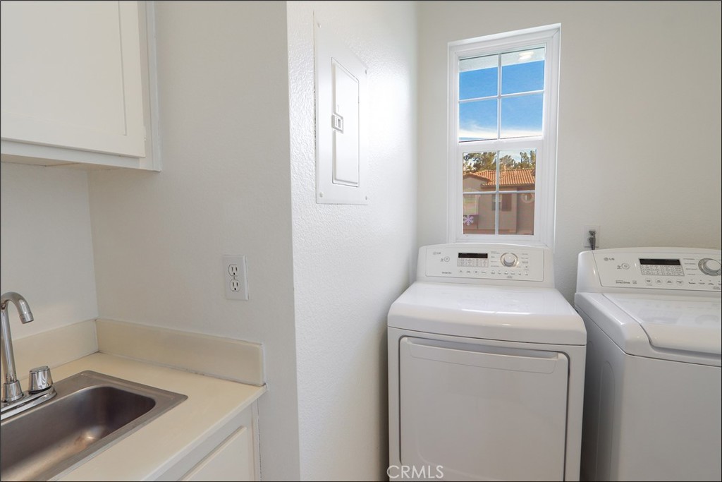 MLS #OC25244282 image #22