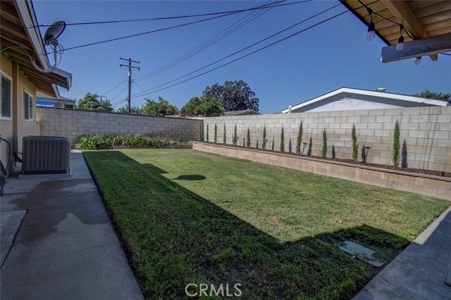 MLS #OC25244303 image #28