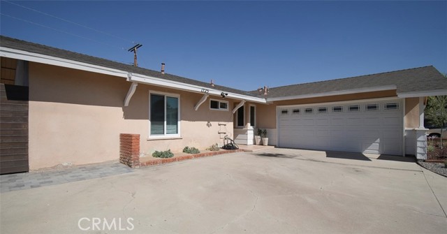 MLS #OC25244303 image #3