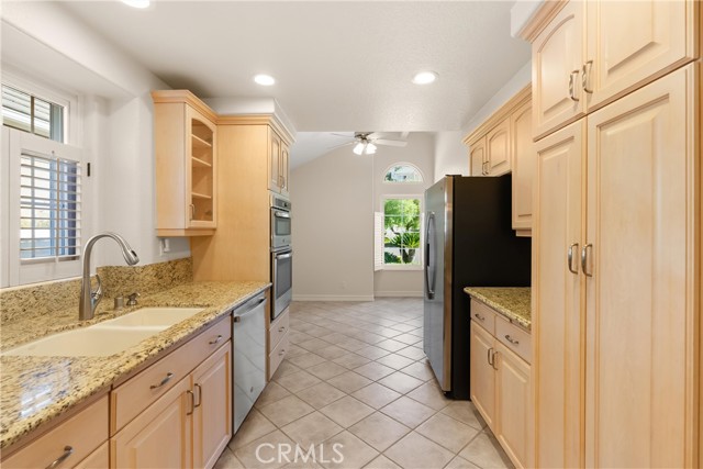 MLS #OC25244305 image #20