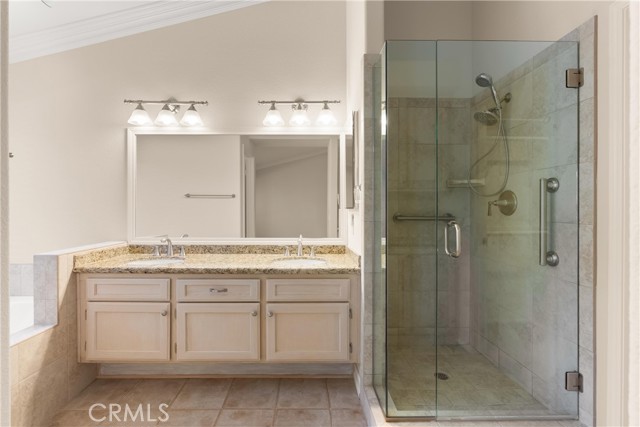 MLS #OC25244305 image #28