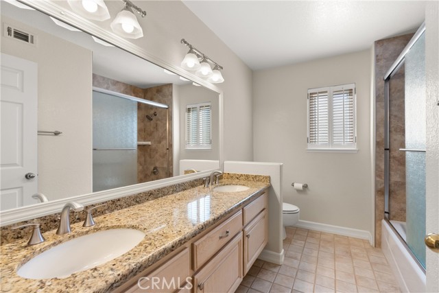 MLS #OC25244305 image #39