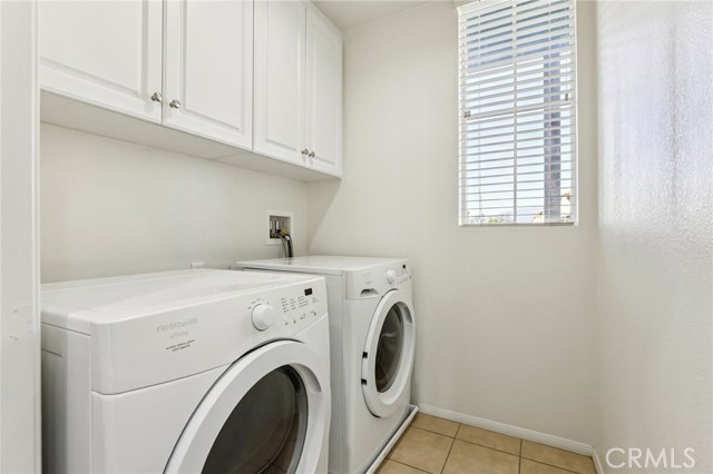 MLS #OC25244411 image #10