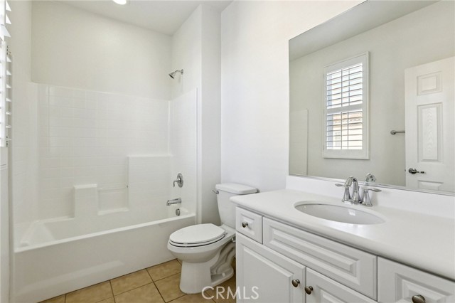 MLS #OC25244411 image #17