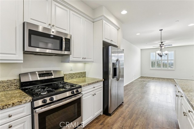 MLS #OC25244411 image #5