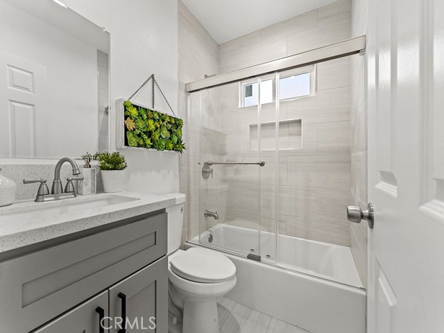 MLS #OC25244425 image #11