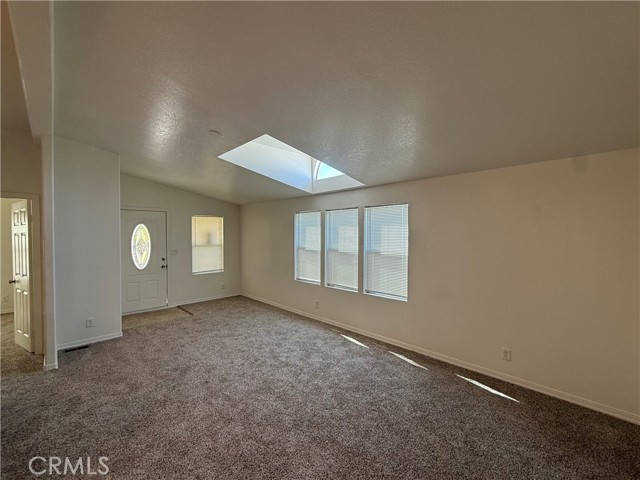 MLS #OC25244435 image #4