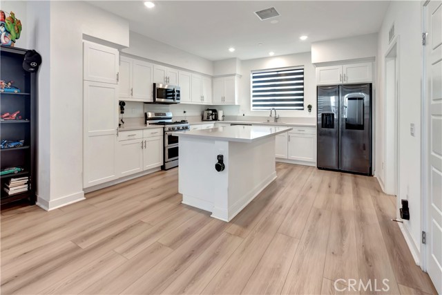 MLS #OC25244510 image #3